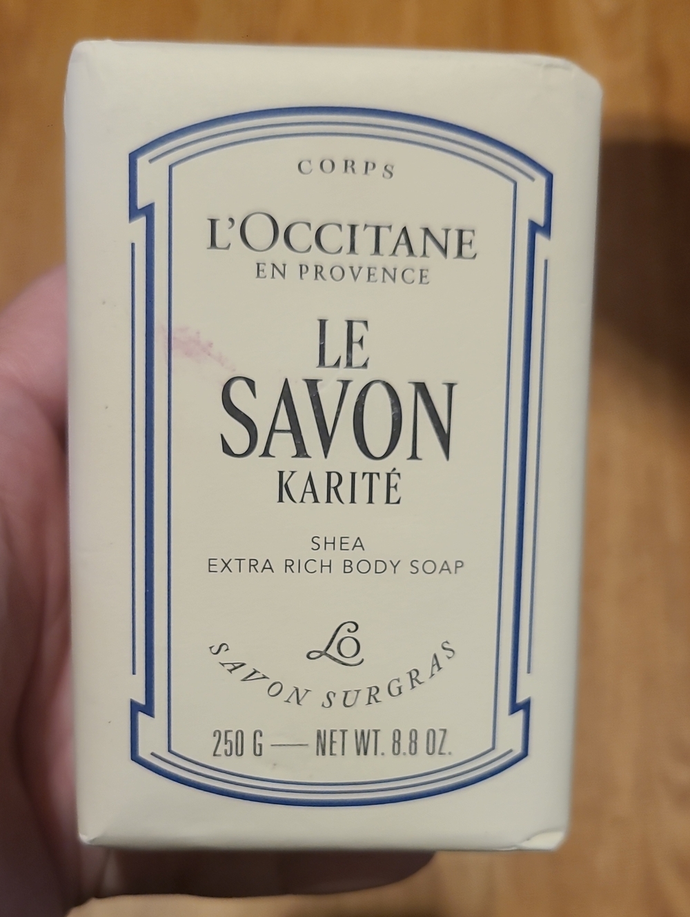 L'OCCITANE Le Savon Karité Extra Rich Body Soap - Cream & Blue